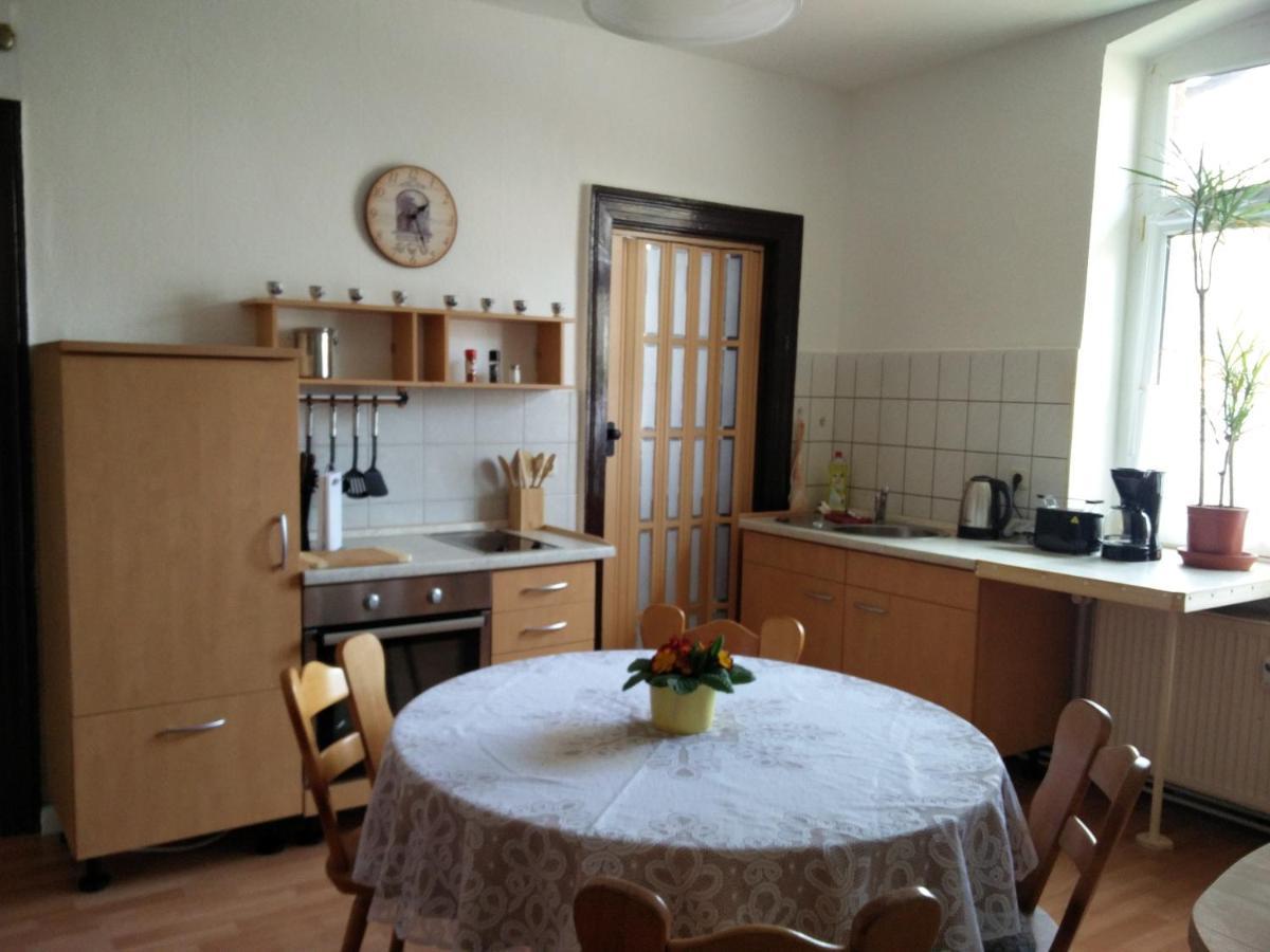 Ferienwohnung Zur Weissen Taube Dobbertin Екстер'єр фото